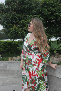 Vestido Blanco con Estampado Tropical