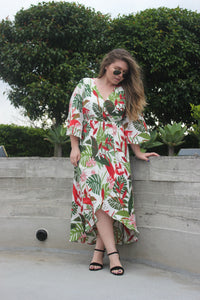 Vestido Blanco con Estampado Tropical